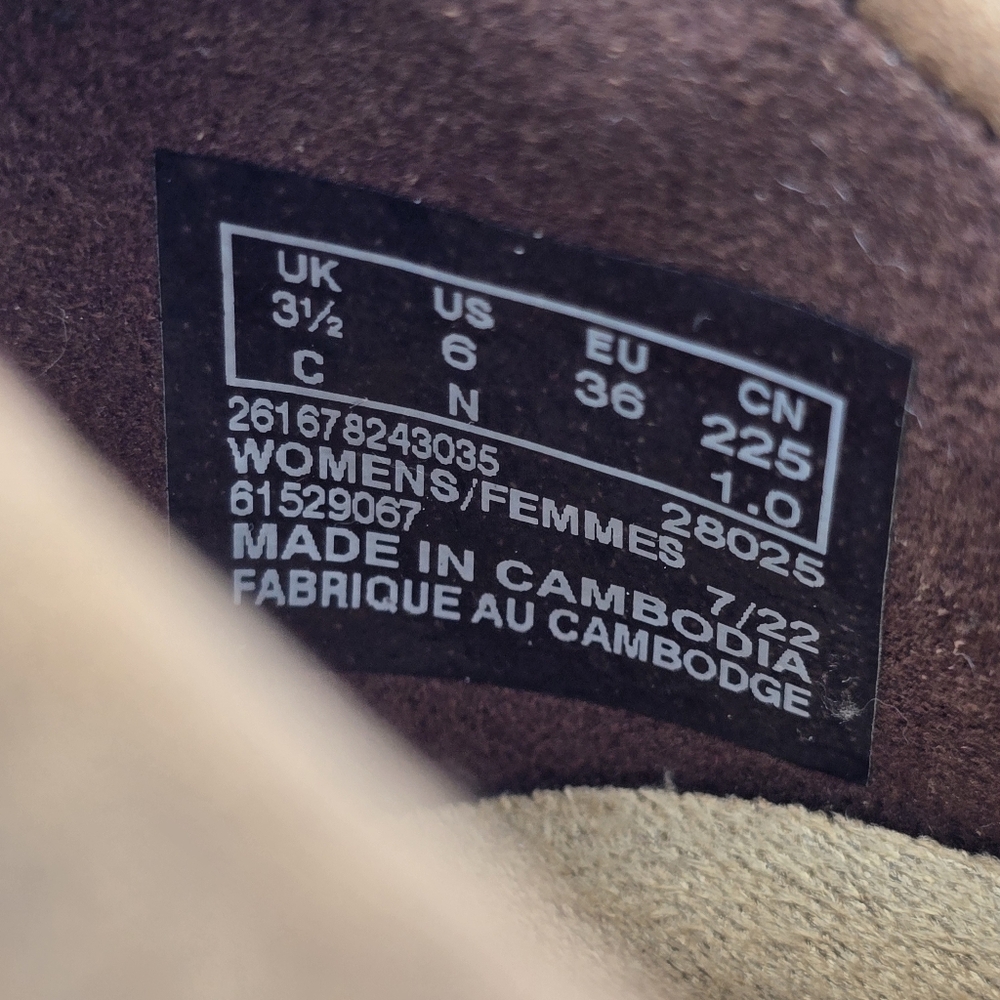 6N - NARROW - Clarks Roseville Sky Women's Slip-Ons, Mahogany Leather, Like New! - Picture 9 of 16